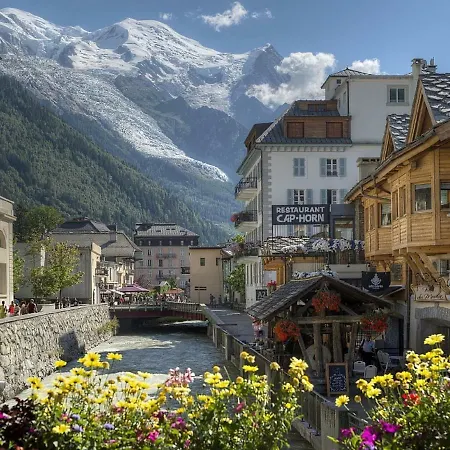 Rustic In France With Balcony Chamonix